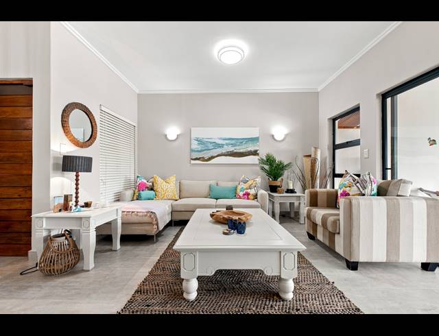 3 BEDROOM APARTMENT FOR SALE IN PALM LAKES ESTATE